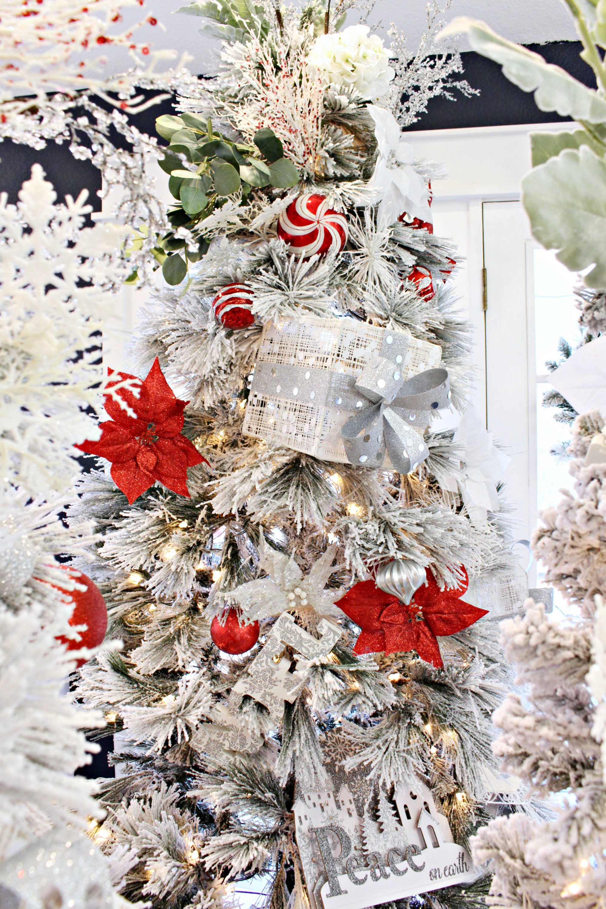 Decorating Your Home For The Holidays: Holiday Decor - Classy Clutter