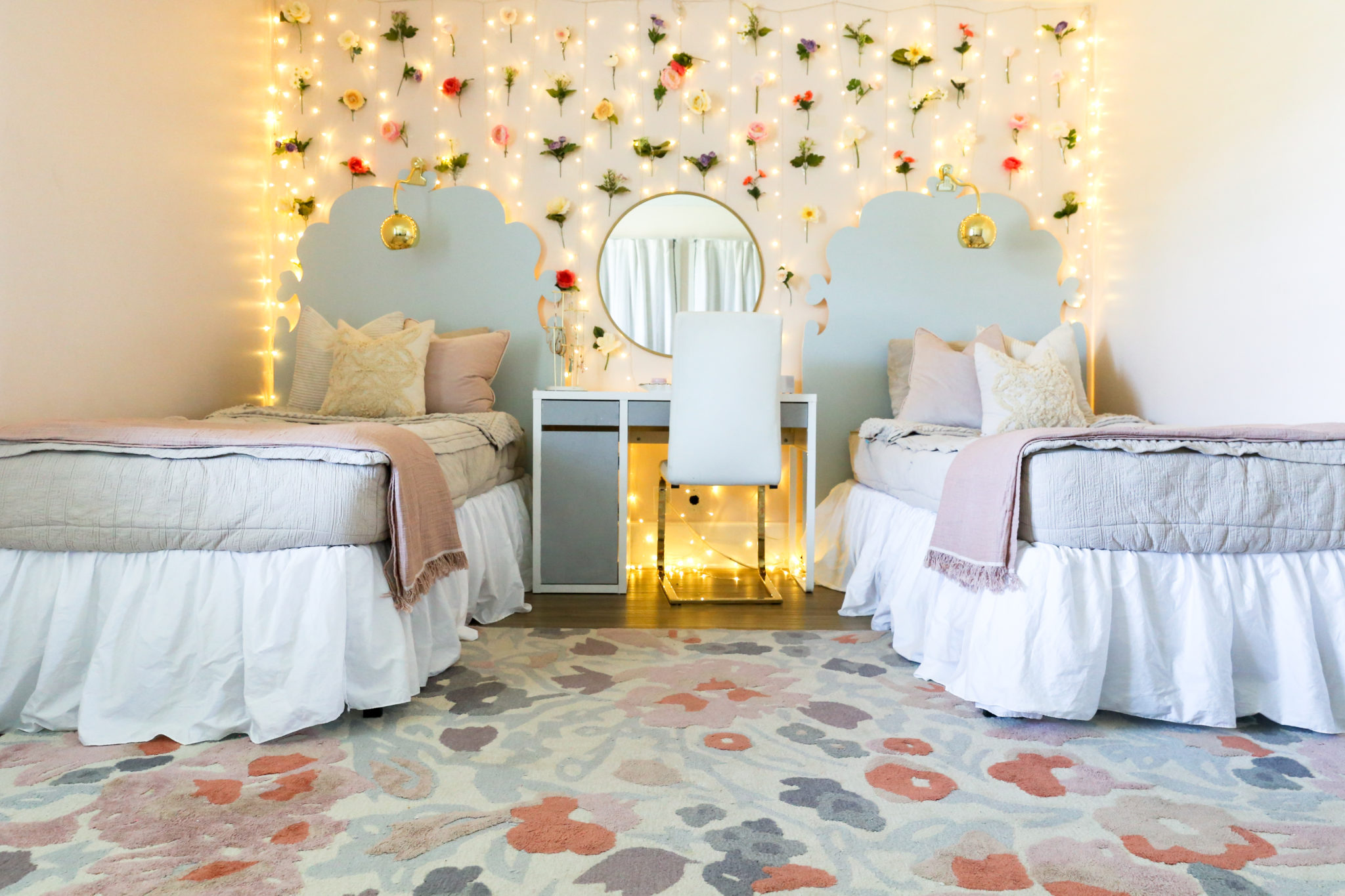 Girls Bedroom Idea | Savannah's Girls Room Sources - Classy Clutter